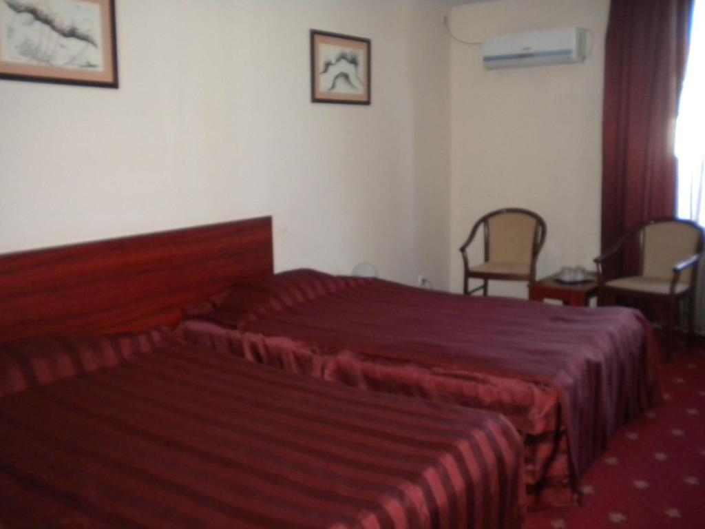 Hotel Ary Cluj-Napoca Cameră foto